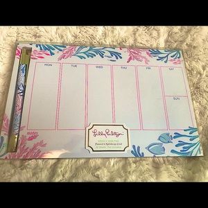 Lilly Pulitzer Weekly Desk Pad